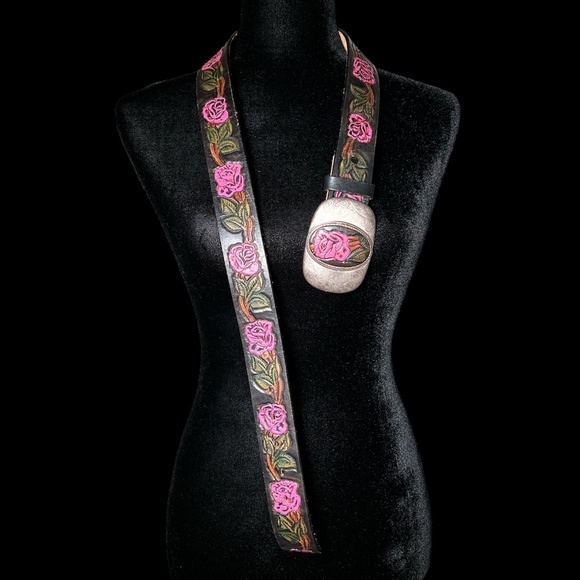 Pink Rose -  Metal Buckle Black Leather Belt - main image 4